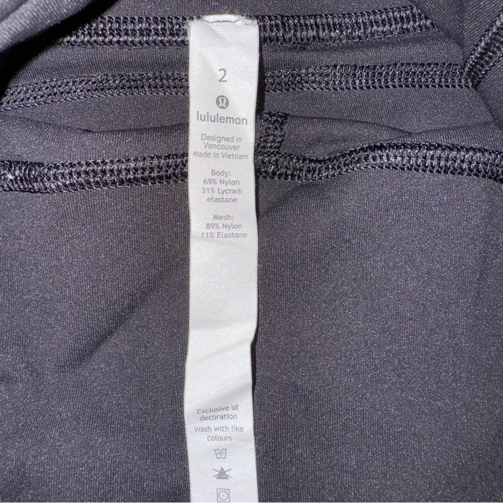 Lululemon Wunder Under High-rise Crop Flocked 21” inseam Black Size 2 - Picture 9 of 12